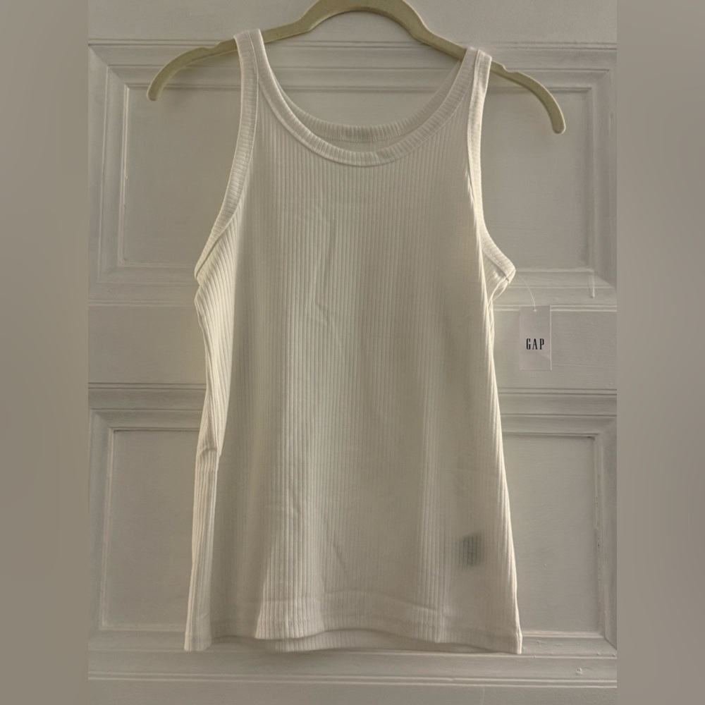 NWT GAP Women's White Ribbed Tank Top